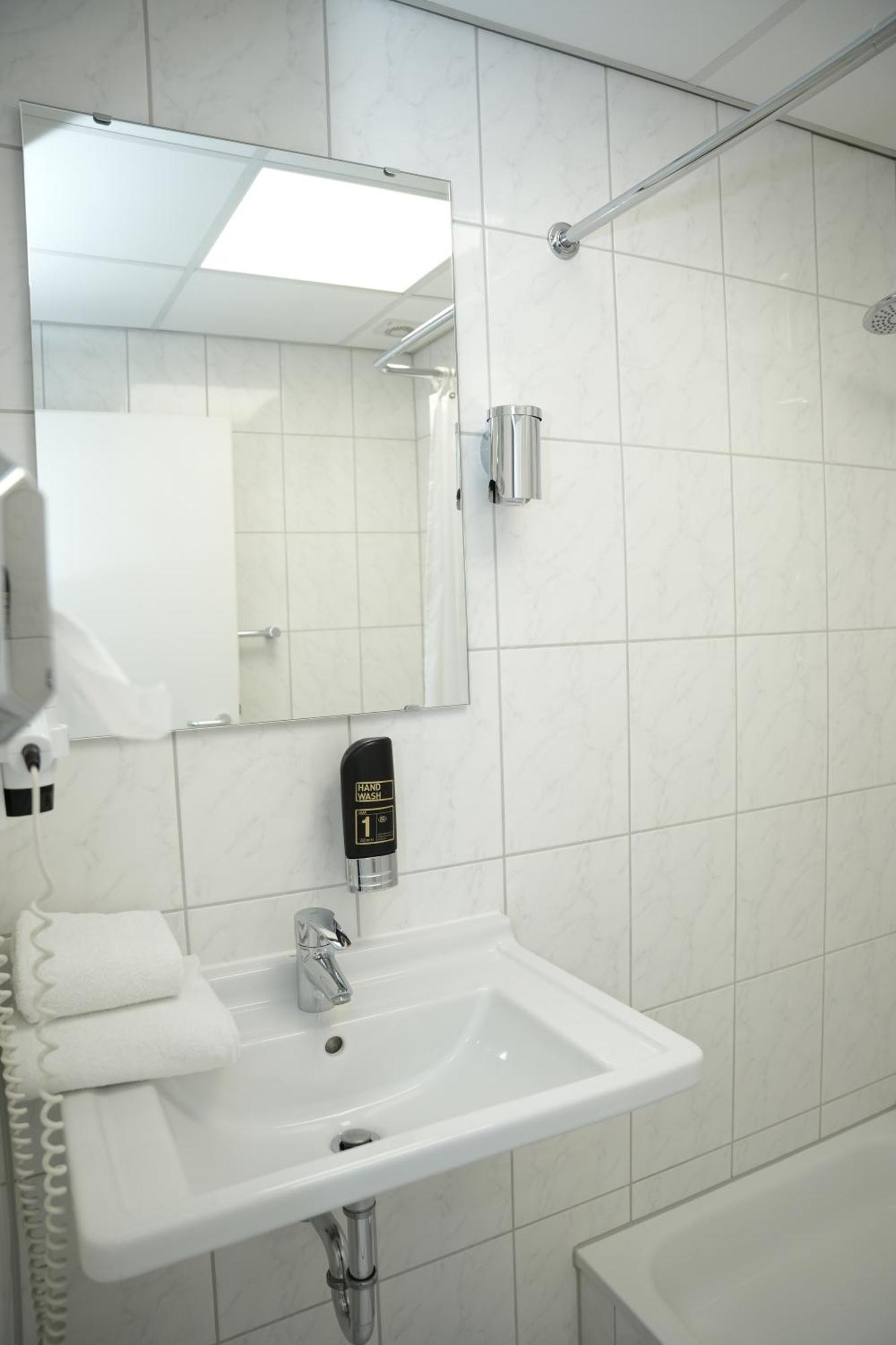 Weber Hotel MHG Eksteriør billede