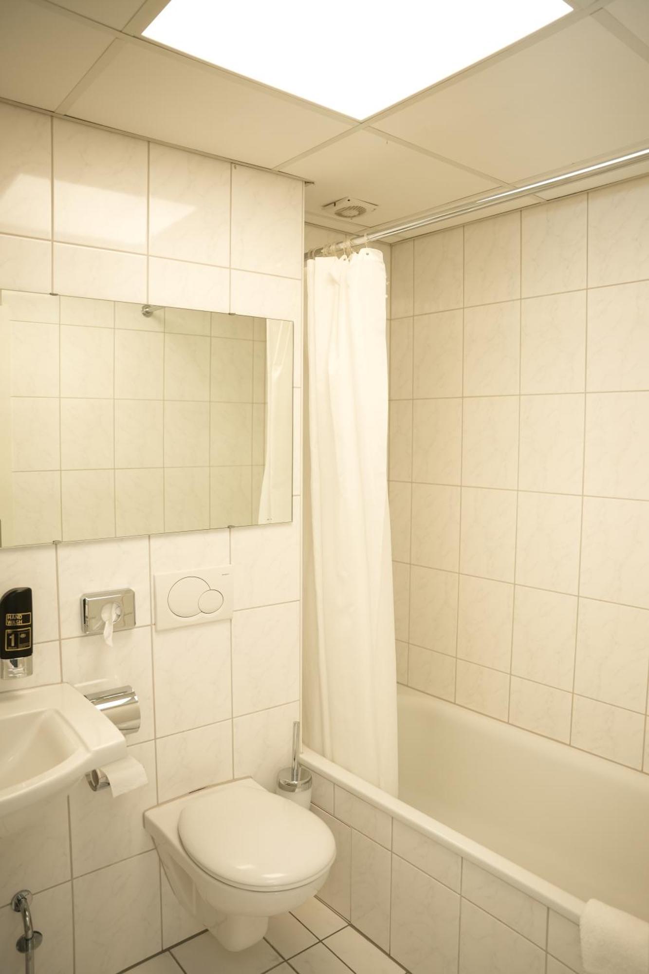 Weber Hotel MHG Eksteriør billede